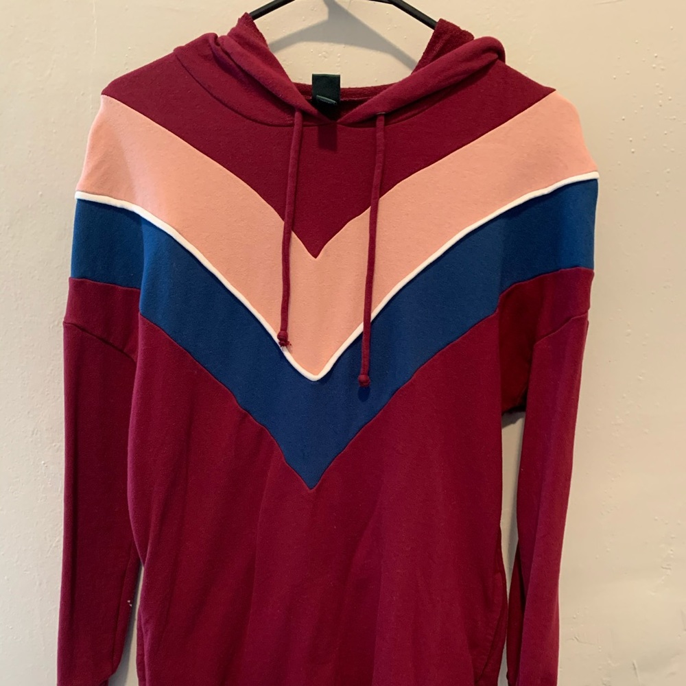 Extra long chevron sweatshirt